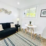 Chic Comfortable Boutique Stay
